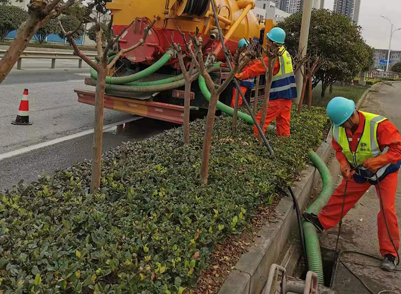 若羌市政管道清淤